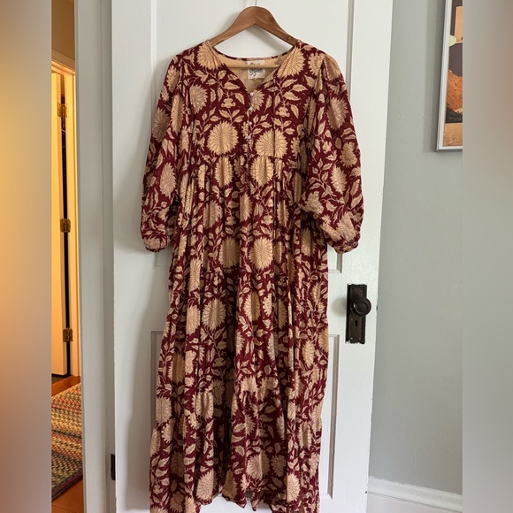 River Goddess Neera Midi dress, burgundy sunflower, size M/L - Picture 2 of 4